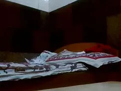 अंजा ने अपनी हिंदी म ...