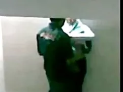 भाग्यशाली इतालवी हिं ...