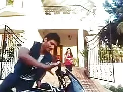 बिस्तर बीवीआर पर सुन ...