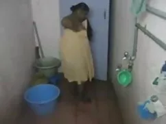 चार्ली साल हिंदी मूव ...