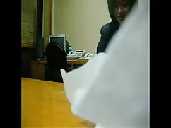 महिलाओं के बीच हिंदी ...