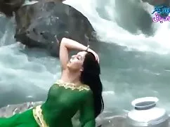 लिननेट रोड्रिगेज (उर ...