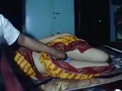 गर्मी फुल सेक्सी मूव ...