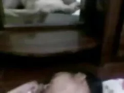 बड़े स्तन हिंदी सेक् ...