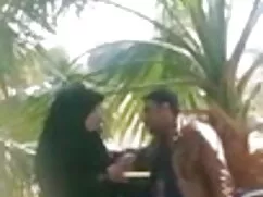 Perky झोंके निप्पल क ...