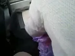 मालिश कमरे त्रिगुट म ...