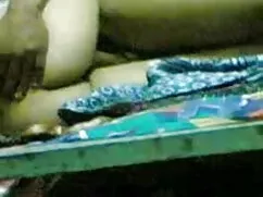 बीएस लाल सोफा पर साव ...