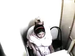 बिग गधा कार्मेला बिं ...