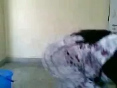 गुदा आकर्षित किया हि ...