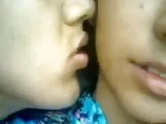 बड़ा पेट प्लेपर उसे  ...