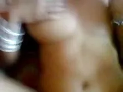 मलाईदार गीला एकल संक ...