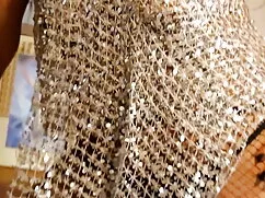 क्यूट ब्राइड लेस्बिय ...